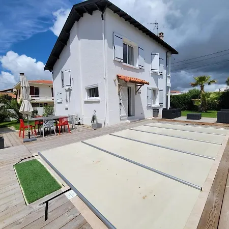 Maison Avec Piscine Chauffée, 6 Pers