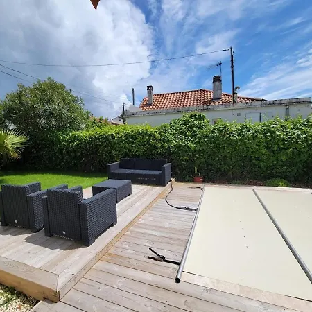Holiday home Maison Avec Piscine Chauffee, 6 Pers