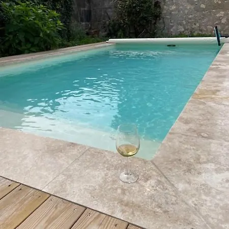 Holiday home Maison Avec Piscine Chauffee, 6 Pers *