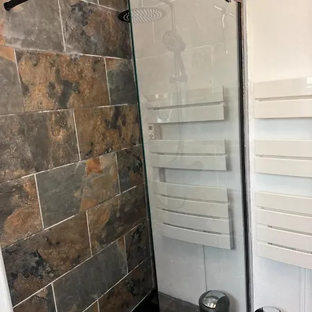 Casa vacanze Maison Avec Piscine Chauffée, 6 Pers *