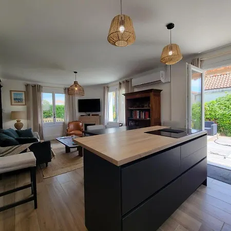 Maison Avec Piscine Chauffee, 6 Pers Casa de Férias *