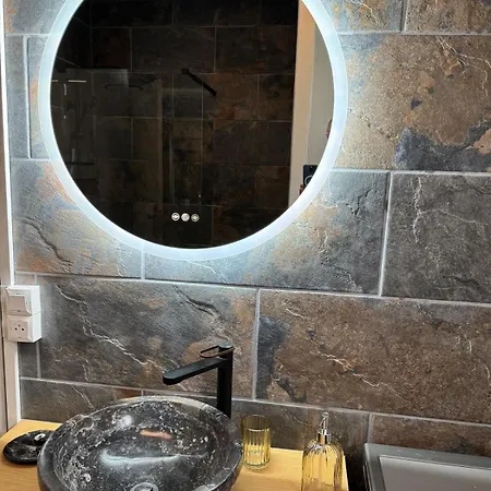 Maison Avec Piscine Chauffée, 6 Pers